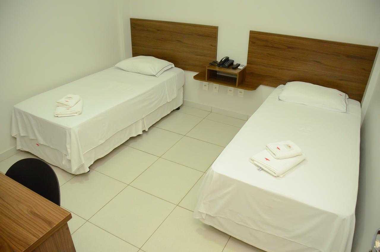 Hotel Flamboyant Catalão エクステリア 写真